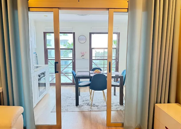 Luxury Unique Flat With 2 Swimming Pools *