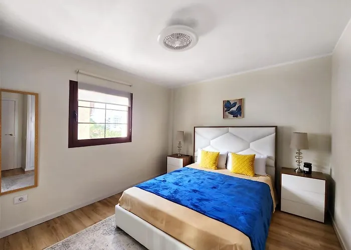 Apartament Luxury Unique Flat With 2 Swimming Pools *