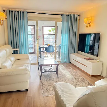 아파트 Luxury Unique Flat With 2 Swimming Pools