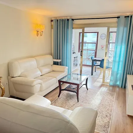 Luxury Unique Flat With 2 Swimming Pools 아파트 *